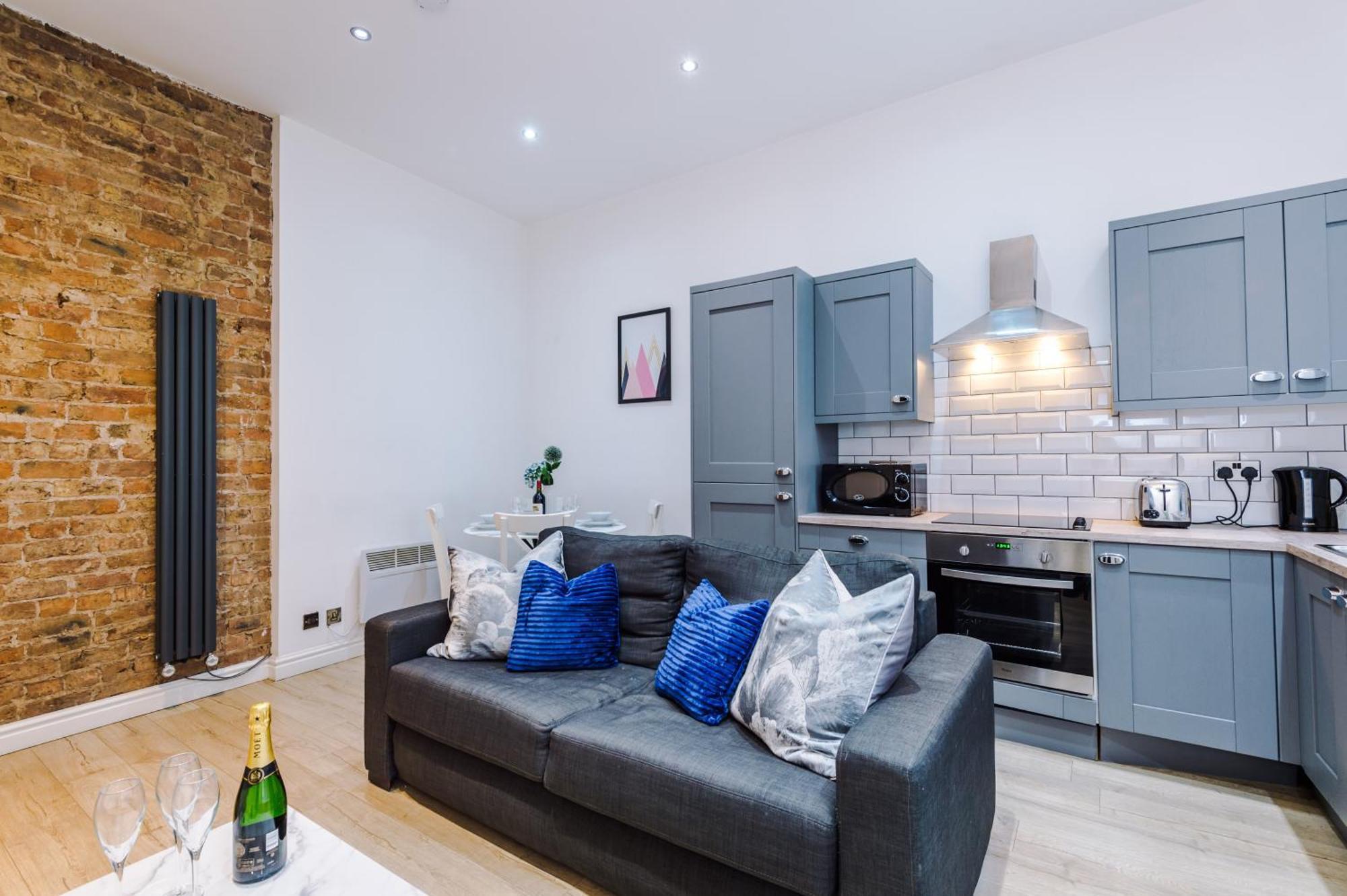 Modern 2-Bedroom Apt In The Heart Of City Centre ليفربول المظهر الخارجي الصورة