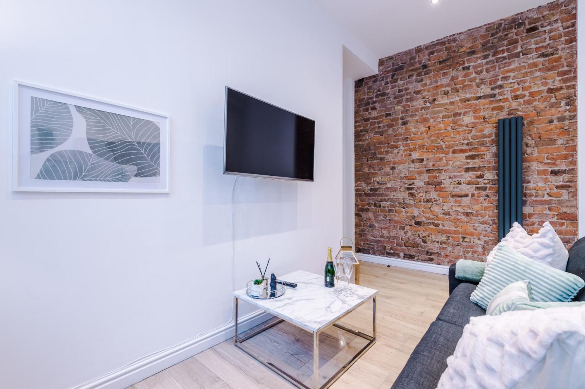 Modern 2-Bedroom Apt In The Heart Of City Centre ليفربول المظهر الخارجي الصورة
